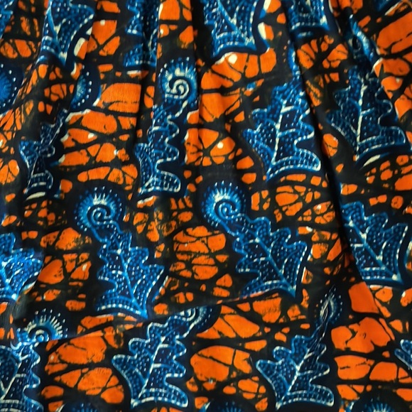 EUC DRESS age 2-4 - Picture 2 of 4